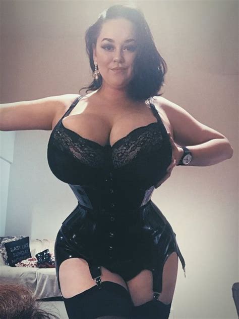 Curves In A Corset Porn Photo Eporner