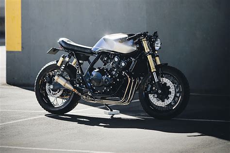 The Scout Honda Cb400 Cafe Racer Return Of The Cafe Racers