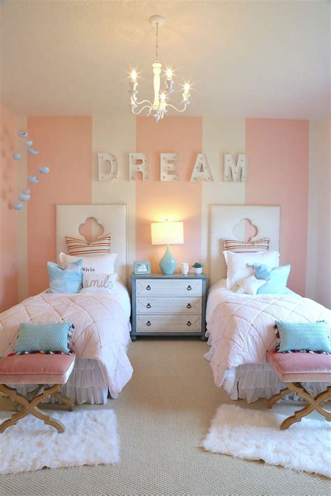 Discover the best ways to decorate a small bedroom. Creative Kids Bedroom Decorating Ideas | Twin girl ...