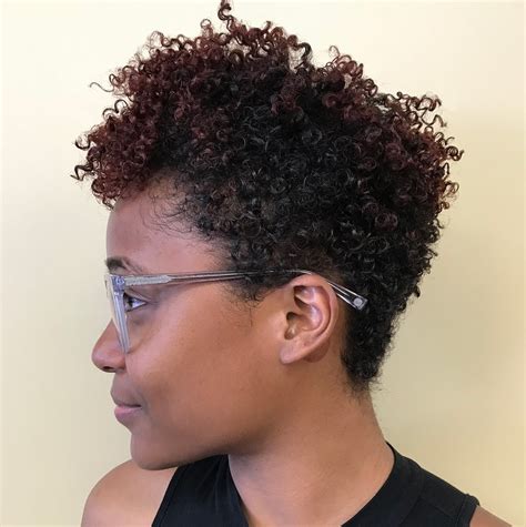 Beyond the blunt cut, check out madina nalwanga kept her hair short and cropped, which is the perfect style for statement jewelry like her. 50 Breathtaking Hairstyles for Short Natural Hair - Hair ...