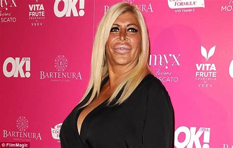 Big Ang Of Mob Wives Calls For Smokers To Quit The Habit As She Battles Cancer Daily Mail Online
