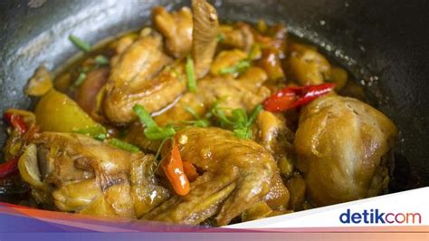 Renyah dan lembutnya udang menggoyang lidah. Resep Semur Ayam dan Tahu yang Selalu Jadi Favorit