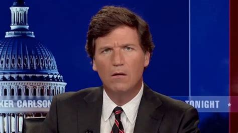 How Tucker Carlson Plays Both Sides Ripping Media On Tv While Being