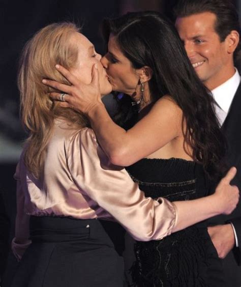 Best Lesbian Kisses Of Celebrities Pics Sandrabullock