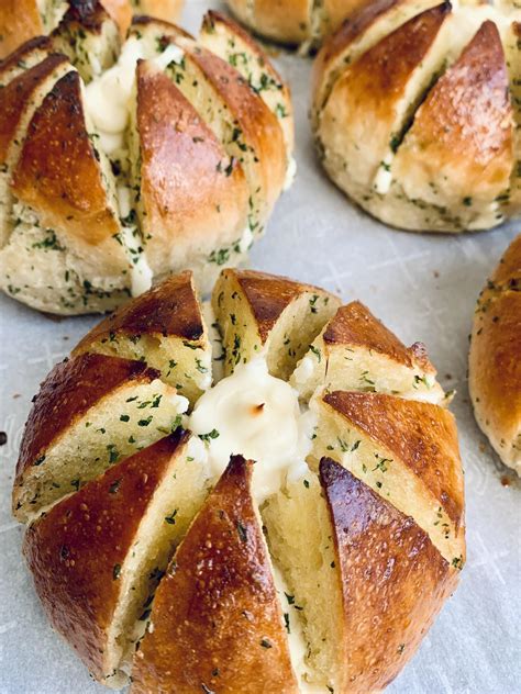 Homemade Korean Cream Cheese Garlic Bread Rfood