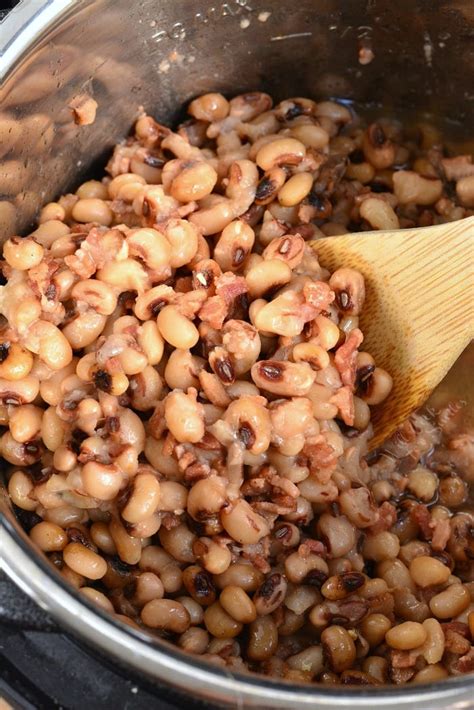 When the peas are shelled you. Instant Pot Black Eyed Peas - Will Cook For Smiles