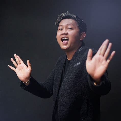 Lg ngopi sama bang ramzi di depan komplek. DENNY CAKNAN - YouTube