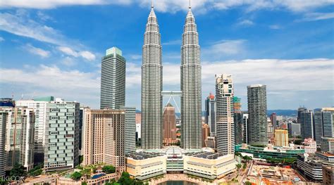 Jouis holidays also has a tour package for down under in australia. Kuala Lumpur City Tour Package - Malaysia - D Asia Travels