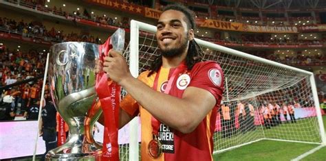 €* 28 haz 1995, brussel, belcika. Galatasaray, Denayer'e ne kadar ödeyecek?