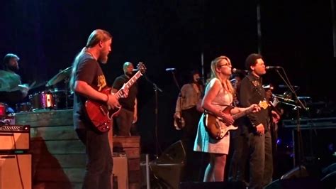 Crying Over You Tedeschi Trucks Band Warner Theatre Dc 2 24 17 Acordes Chordify