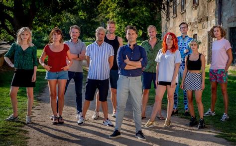 Een andere manier om achter de identiteit van de mol te komen is ook om andere kandidaten te elimineren als mol, niet alleen de kandidaten die afgevallen zijn, maar ook de kandidaten die zich bewezen hebben in de aflevering meer kandidaat als mol te zijn. Gemist: Wie is de Mol? grote winnaar van de zaterdagavond ...