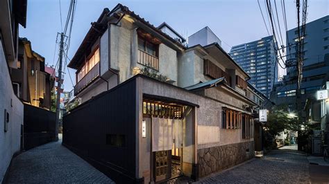 A Boutique Hotel In Tokyo That S Home To A Tiny Disco