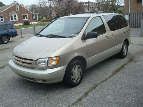 Official recalls have been issued for the 2000 toyota sienna by the nhtsa. 2000 Toyota Sienna - Pictures - CarGurus