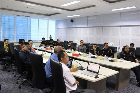 Saat ini lowongan kerja pt nok indonesia sedang membuka lowongan kerja terbaru untuk individu terbaik lulusan sma/smk sederajat yang ingin berkarir di perusahaan tersebut sebagai operator produksi. PT. Hutan Makmur Indonesia: Dengan Fasilitas Kawasan ...
