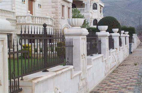 The very touch of hand work makes it stronger, beautiful and more resistant to rust. Iron Fence Gallery | Iron Railings Toronto