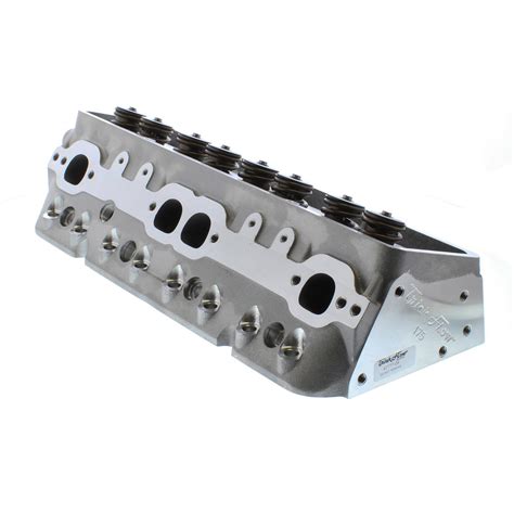Trick Flow Specialties TFS Trick Flow Super Cylinder Heads For Small Block