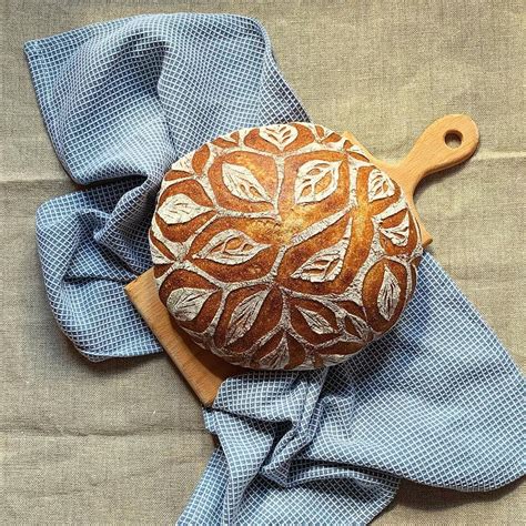 Unique Bread Scoring Designs By Anna Gabur | Bread scoring 