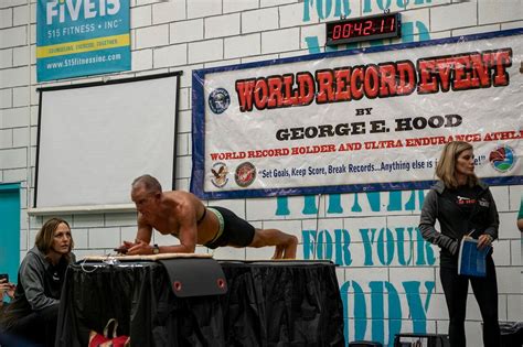 62 year old us marine veteran planks for more than 8 hours to set world record