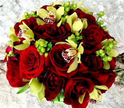 Beautiful Rose Flower Bouquet For Your Loved Ones The