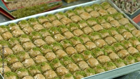 Video Traditional Turkish Baklava Pistachio Pastry Dilberdudagi Ozel