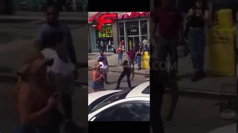 Black Dude Gets Knocked Out By Chubby White Guy On A Busy Nyc Street During Altercation Youtube