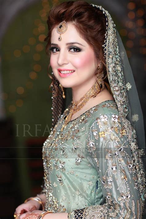 Romantic dresses for cute bride. Latest Walima Dresses Designs & Trends Collection 2018-2019