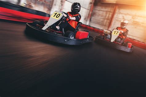5 Tips Guaranteed to Improve Your Race Time on the Go Kart Track