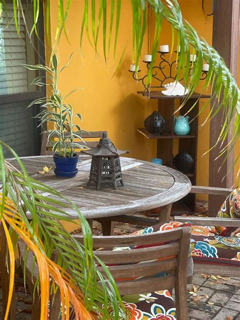 Cute And Cozy Short Term Rental By The Beach Ecay