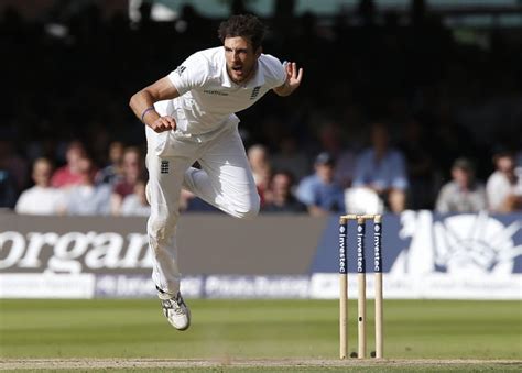 Neil wagner is known for his grit and determination, and he is seen steaming in whether he is bowling the first ball of the day or his last. What Neil Wagner's bowling approach tells us about the ...