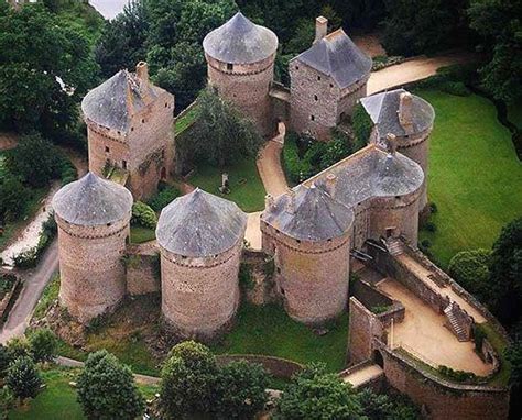 Château de Lassay, Lassay-les-Châteaux, Mayenne, France. The original ...