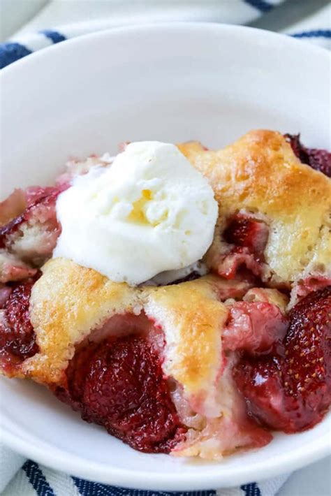 Sweet And Delicious Strawberry Cobbler All Things Mamma