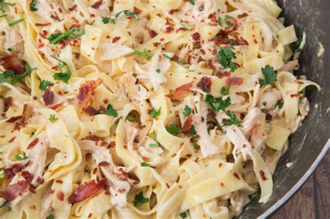 Savory grilled chicken sauce recipe: Chicken Alfredo Recipe With Crispy Bacon - Food.com