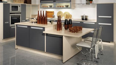 Maybe you would like to learn more about one of these? 15 Unique and Modern Kitchen Island Designs | Home Design ...