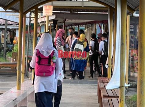 Kembali Ke Sekolah Ibu Bapa Teruja Hantar Anak Utusan Borneo Online