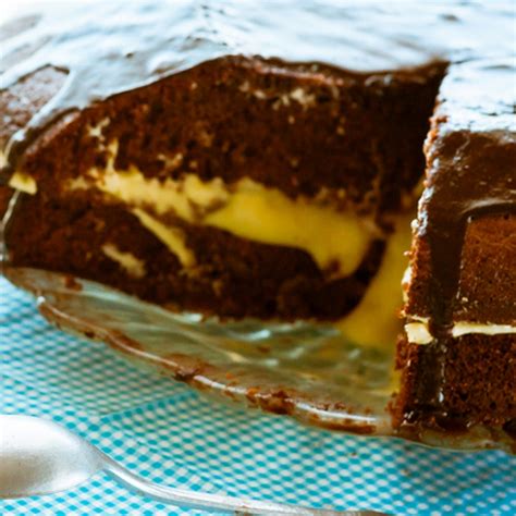 Cream cheese, red velvet cake mix, milk, confectioner's sugar. Chocolate Cake With Custard Filling Recipe