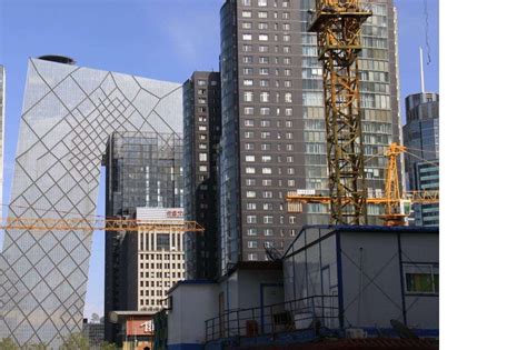 Omarem Koolhaas Cctv Building In Beijing Floornature