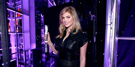 Kate Upton Named Sexiest Woman Alive By People Magazine Huffpost