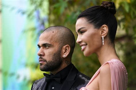 La Presunta V Ctima De Dani Alves Detalla La Agresi N Sexual Mientras