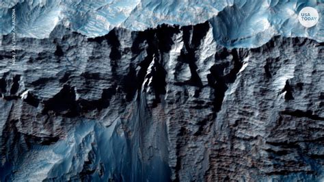 Nasa Reveals Photos Of Mars Massive Valles Marineris Canyon