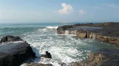Adventure trail kawasaki klx 150, suzuki ts 125, matic trail, yz ke karang para sukabumi (part 2). √ Harga Tiket Masuk Pantai Karang Hawu Sukabumi TERBARU