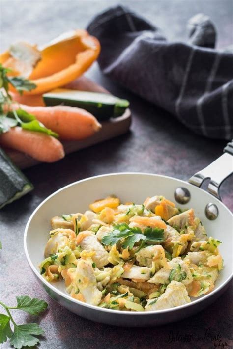 I saltimbocca di pollo cremosi sono un secondo piatto davvero molto semplice, che si prepara in poco tempo. Pollo con verdure: bocconcini di petto di pollo ricetta ...