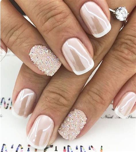 FrenchManicure Vernis à ongles rose Ongles de mariage art Ongles rose