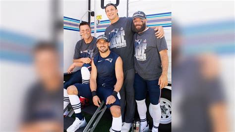 Brady Outlasts Another Former Teammate Amendola Retires From Nfl Marca