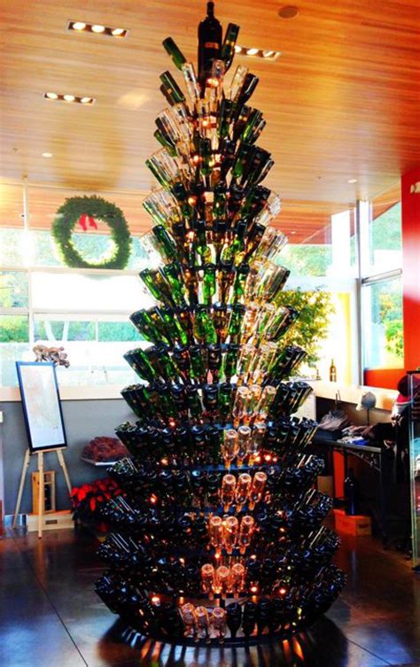 Gratis untuk bisnis langsung pakai bebas hak cipta. Pohon Natal Dari Botol Sprite : Jemaat gereja membuat pohon natal dari limbah botol plastik di ...