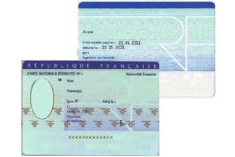 Raison sociale, adresse, (à signer avec cachet). Documents à fournir afin d'obtenir une carte d'identité ...