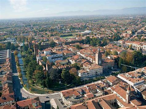464 risultati per la tua ricerca di case in vendita a castelfranco veneto da privati. Villa a schiera in Vendita a Castelfranco Veneto - Annunci ...