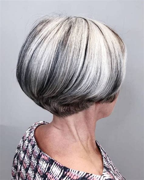 21 Chic Grey Hairstyles Ideal For Over 60 Women Hairstylecamp In 2020
