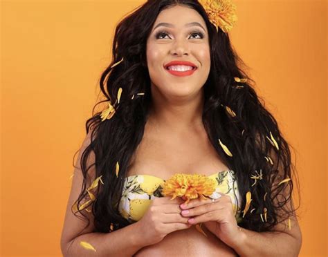 Zandile msutwana es una actriz sudafricana más conocida por su papel principal como akua yenana en la serie dramática transmitida de 2007 a 2010 por sabc 1, society. Watch! New Mom Simphiwe Ngema Shares A Video Of Her New ...