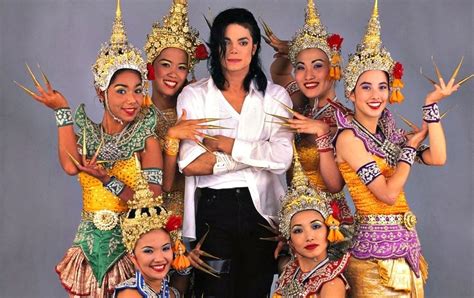 TRIBUTE: Celebrating 25 Years of Michael Jackson's ...