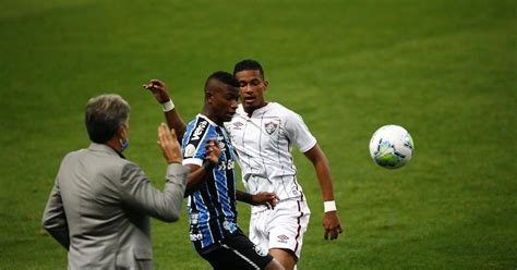 Dois rapazes teriam discutido com o atacante luan do grêmio e a confusão teria acabado em agressão, na qual neymar esteve envolvido. Sem Victor Ferraz e Guilherme Guedes, Grêmio terá só dois ...
